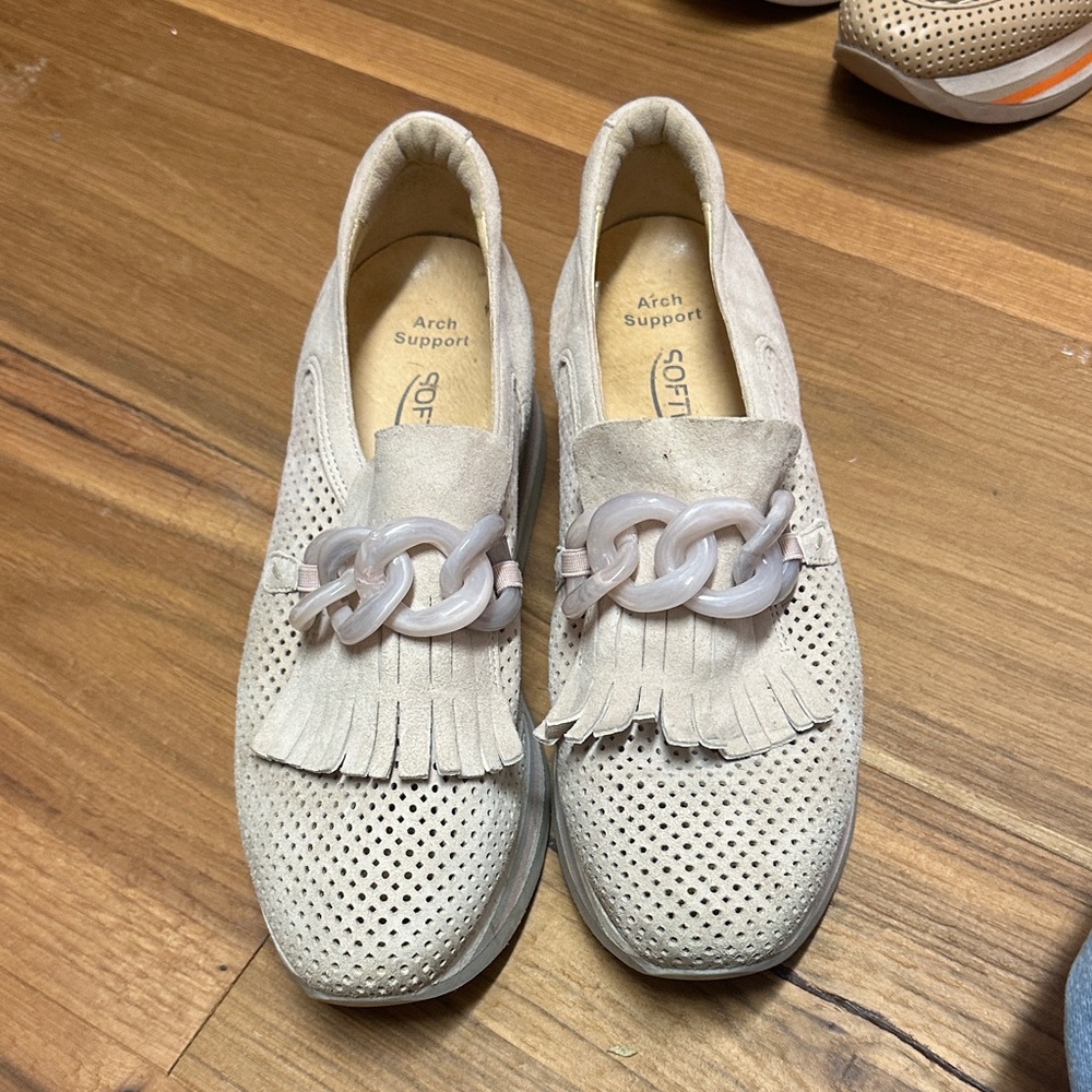 Softwaves Cream Loafers with Chain Accent